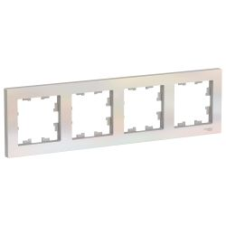 Рамка 4 поста Systeme Electric Atlas Design жемчужный, крупный план