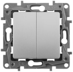 Переключатель 2-клавишный Legrand Etika 672412 алюминий, вид