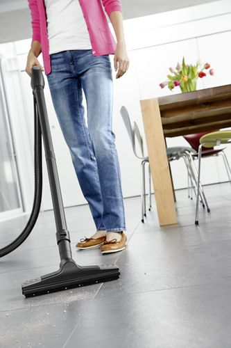 Пылесос KARCHER SV 7 (1.439-410.0) 2200 Вт 1,2 л, крупный план