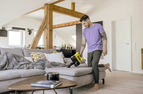 Пылесос вертикальный аккумуляторный KARCHER VC 4 Cordless myHome с АКБ, фотография