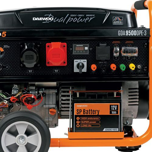 Бензиновый генератор DAEWOO GDA 9500DPE-3 380 В 8,6 кВт 30 л, вид