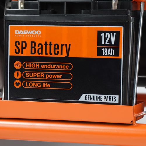 Бензиновый генератор DAEWOO GDA 9500DPE-3 380 В 8,6 кВт 30 л, детальное фото