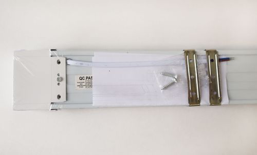 Линейный светильник i-WATT LED  i -14112 6400K 36W IP44 3600Лм, детальное фото