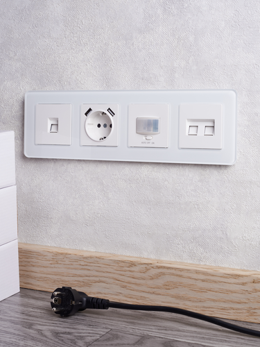 Рамка 4 поста IEK BRITE BR-M42-G-41-K01 белый, картинка