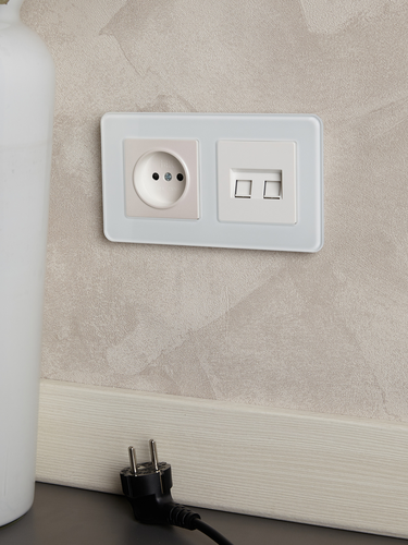 Рамка 2 поста IEK BRITE BR-M22-G-41-K01 белый, детальное фото