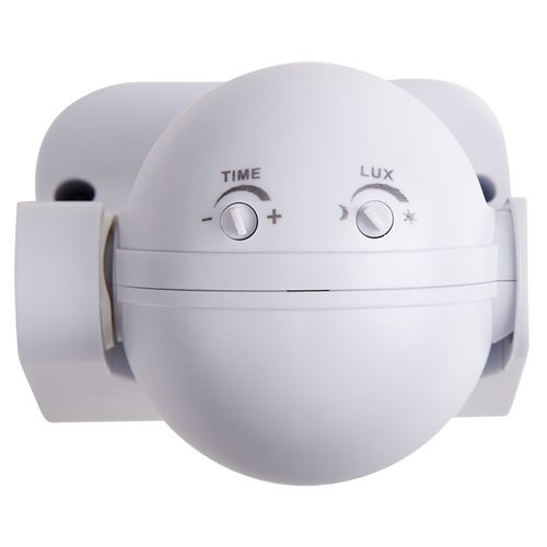 Датчик движения REXANT ДДС 02, 180°, 1200 Вт, 3-2000 Лк, 12 м, 10-420 сек IP44, крупный план