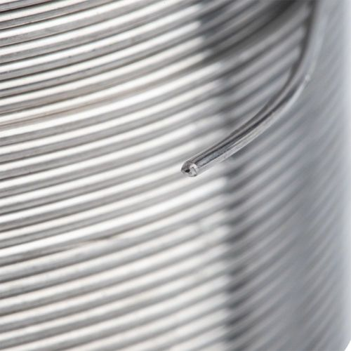 Припой с канифолью REXANT 0,5 мм, крупный план