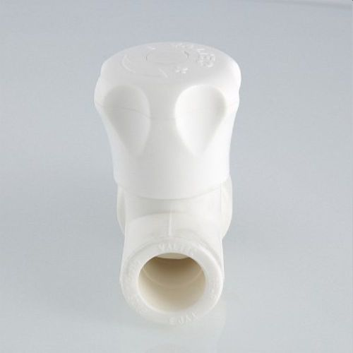 Клапан для радиатора полипропиленовый VALTEC VTp.717.V.02004 1/2", крупный план