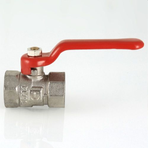 Кран шаровый латунь никелированный VALTEC COMPACT VT.090 1/2", крупный план