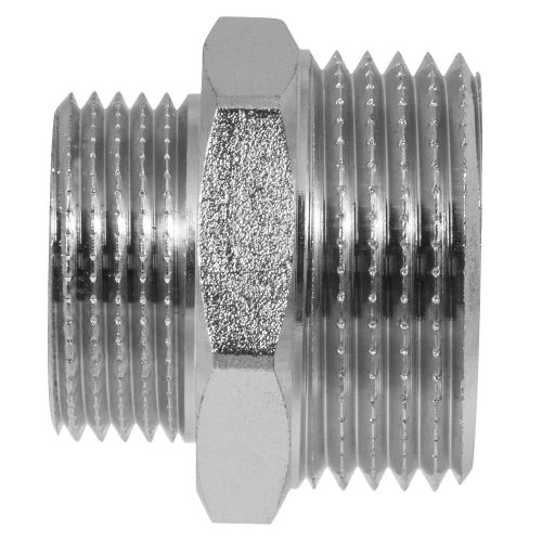 Ниппель - переходник (бочонок) 1" х 3/4" н/н MPF, крупный план