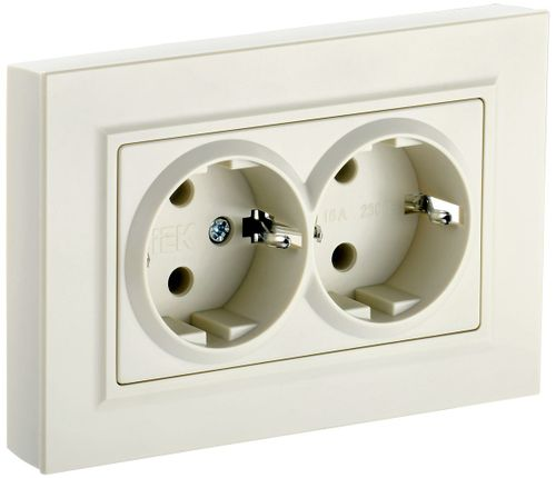 Розетка электрическая IEK BRITE BR-R24-16-K10-F бежевый, детальное фото