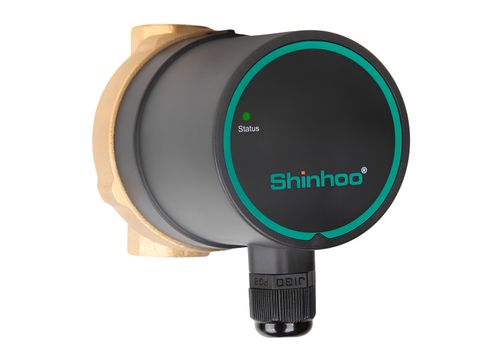 Циркуляционный насос SHINHOO INSTANT 15-1.5 II BL латунь черный, фотография