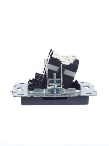 Розетка RJ-45 1 пост IEK BRITE маренго, изображение