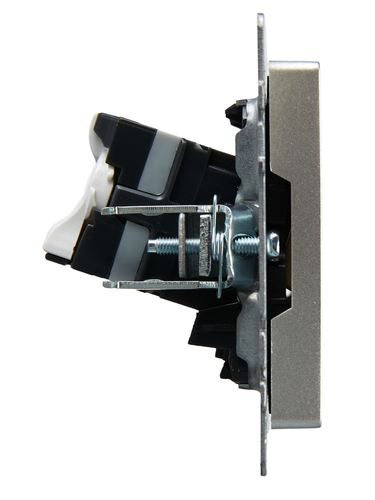 Розетка RJ-45 1 пост IEK BRITE алюминий, крупный план