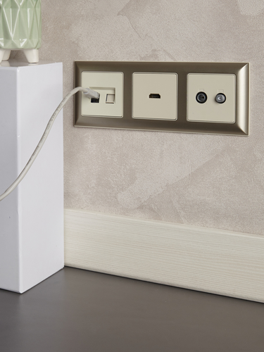 Розетка RJ-11,RJ-45 1 пост IEK BRITE бежевый, картинка