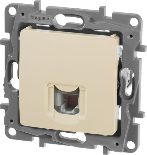 Розетка RJ-11 1 пост Legrand Etika слоновая кость, крупный план