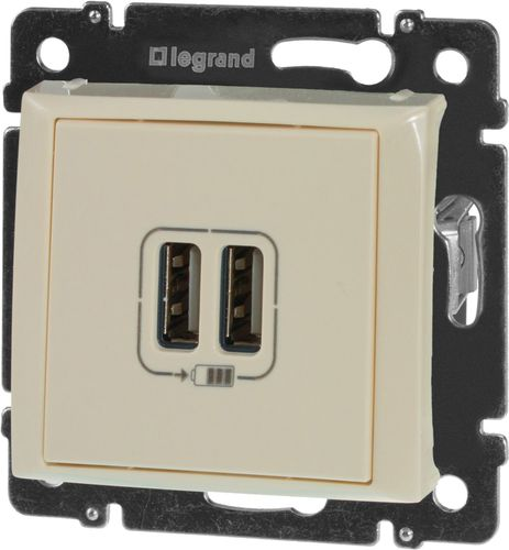 Розетка USB 2 поста Legrand Valena слоновая кость, детальное фото