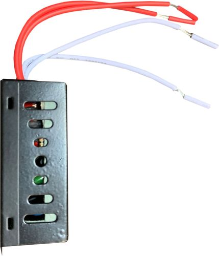 Трансформатор понижающий для галогеновой лампы Apeyron Electrics 03-85 150 Вт, крупный план