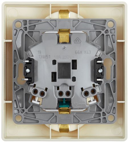 Розетка электрическая Legrand Etika 672333 слоновая кость, вид