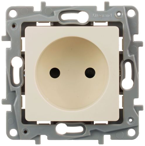 Розетка электрическая Legrand Etika 672334 слоновая кость, фото