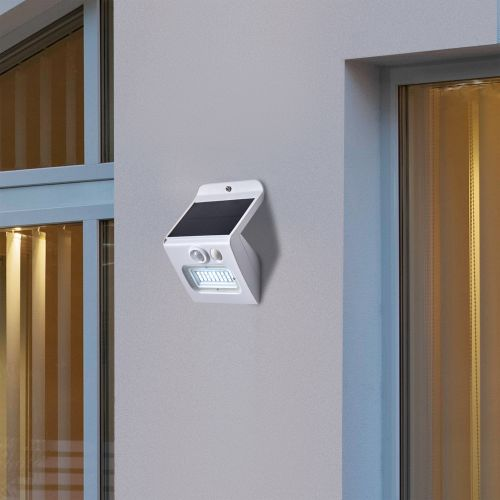 Светильник ландшафтный Voltega Motus  IP65 L3W белый LEDх3 9,7x12,3x4,6 см солнечная батарея, фотография
