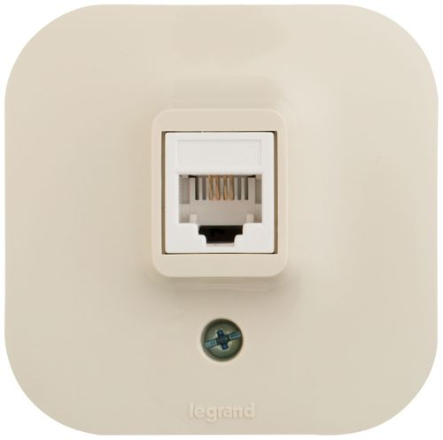 Розетка компьютерная 1 пост Legrand Quteo слоновая кость, фотография