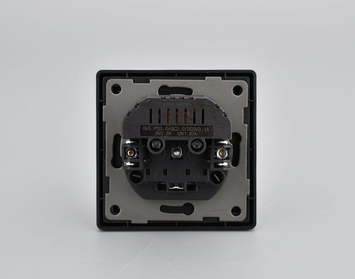 Прзетка USB/TYPE-C 1 пост ALTECH ENCORE 1SUCG графит, крупный план