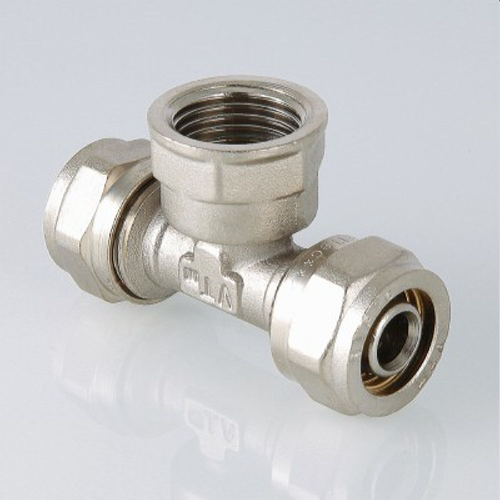 Тройник латунный VALTEC 1/2" x 20 мм, крупный план