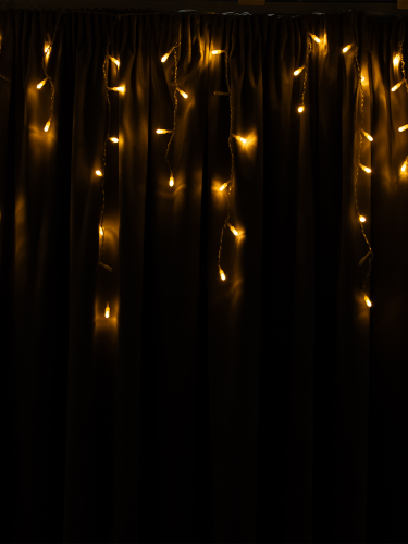 Гирлянда универсальная бахрома SH LIGHTS 100 LED белый 2 м, крупный план