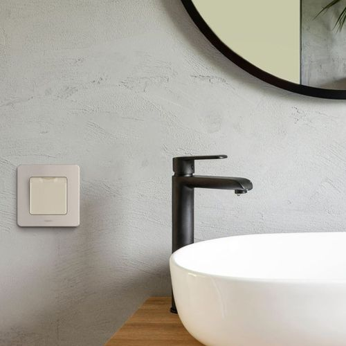 Розетка электрическая Legrand Inspiria 673741 слоновая кость, детальное фото