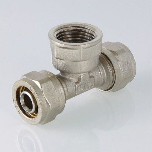 Тройник латунный VALTEC 1" x 26 мм, крупный план