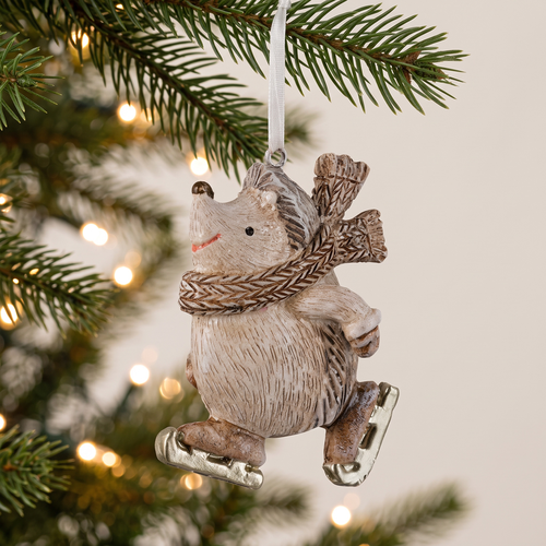 Украшение ErichKrause Decor лес, Ёжик на коньках, 5х3х7см, крупный план