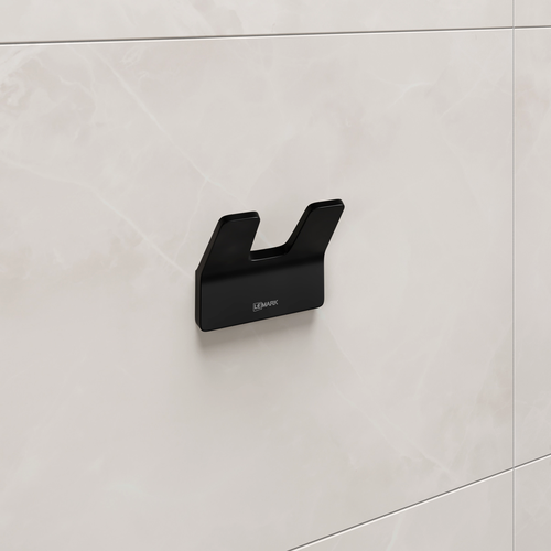 Крючок двойной Lemark 9712005 SMOOTH LINE для полотенец и халатов, чёрный матовый, крупный план