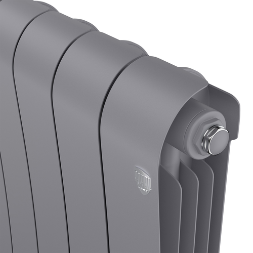 Радиатор биметаллический Royal Thermo Infinity 500 Silver Satin - 4 секц., крупный план