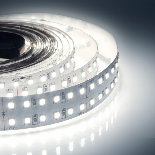 Светодиодная лента APEYRON 24В, SMD2835 , 240 диодов, 38 Вт/метр, 3800 лм/метр, IP20, 4, фотография