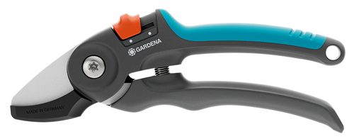 Секатор GARDENA PremiumCut DryWood, крупный план