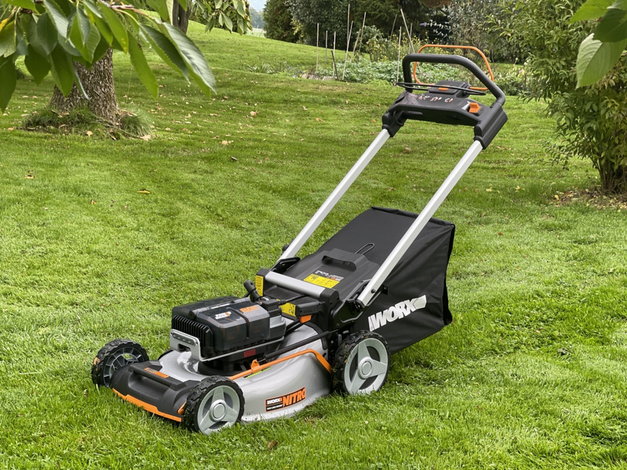 Газонокосилка аккумуляторная WORX самоходная 80В 4Ачх4 51см, с акб и з/у, wg761e, предпросмотр