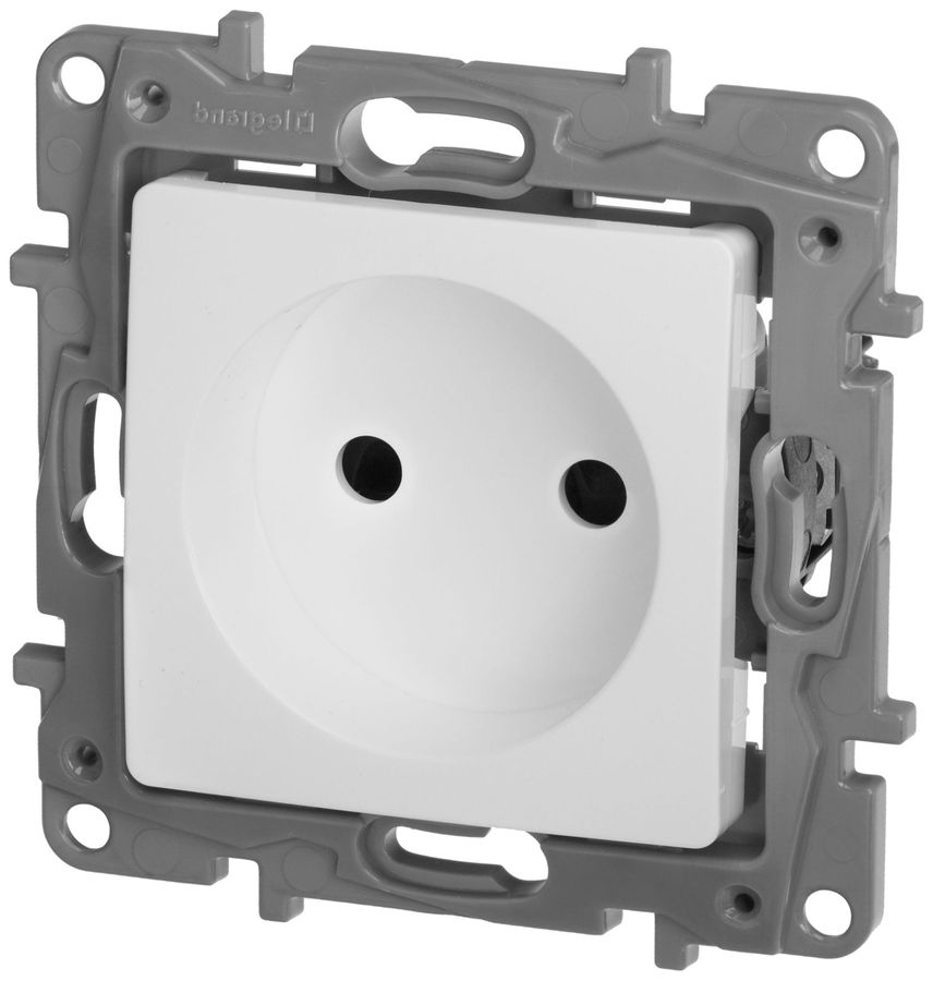 Розетка электрическая Legrand Etika 672234 белый, предпросмотр