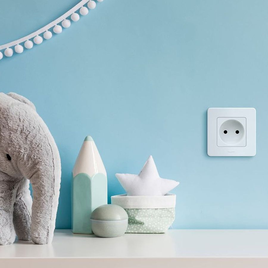 Рамка 1 пост Legrand Inspiria 673930 белый, превью