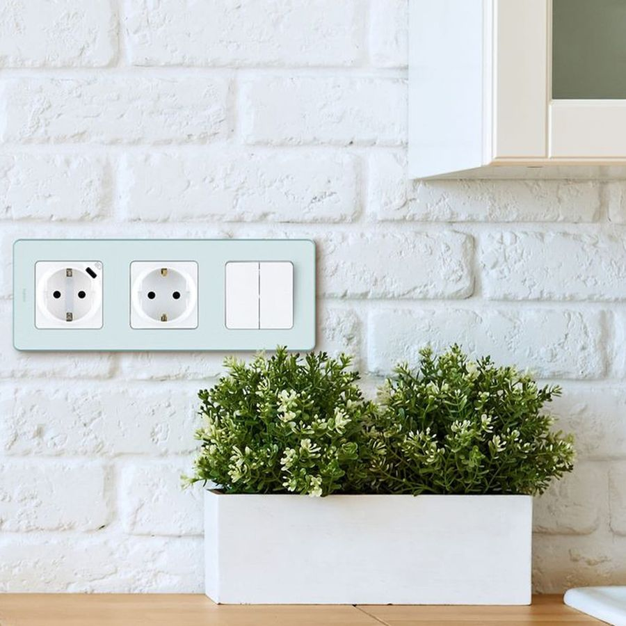 Розетка электрическая Legrand Inspiria 673730 белый, превью